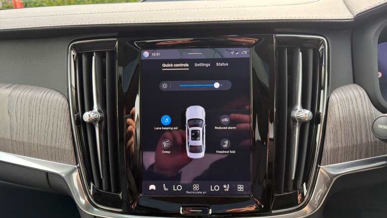 Volvo S90 2.0 T8 RC PHEV [455] Ultimate Dark 4dr AWD Auto Saloon